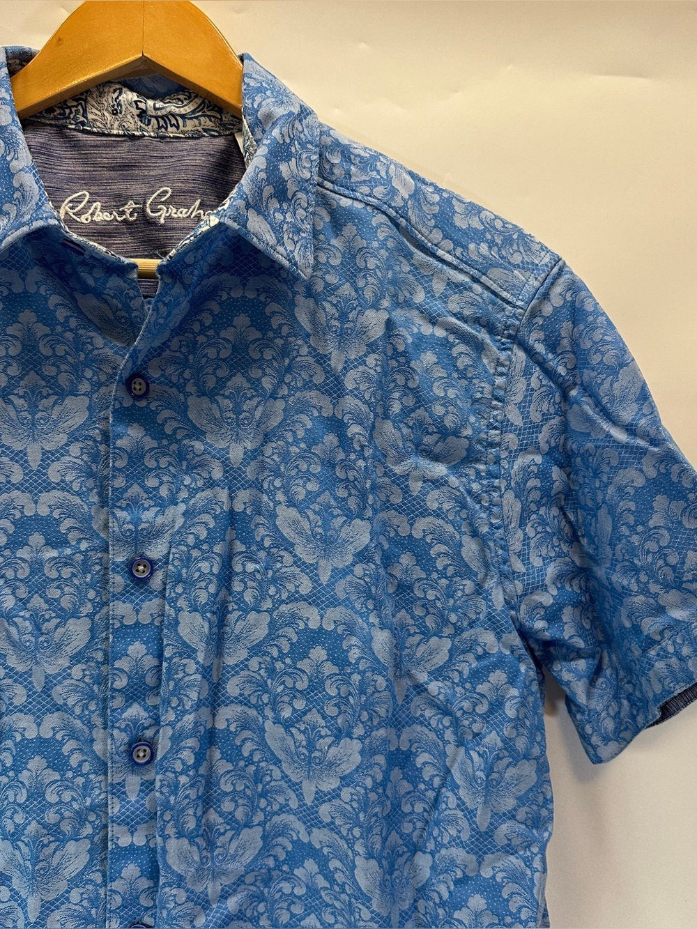 Robert Graham Paisley Blue Men’s M Classic Fit Short Sleeve Button Up Shirt